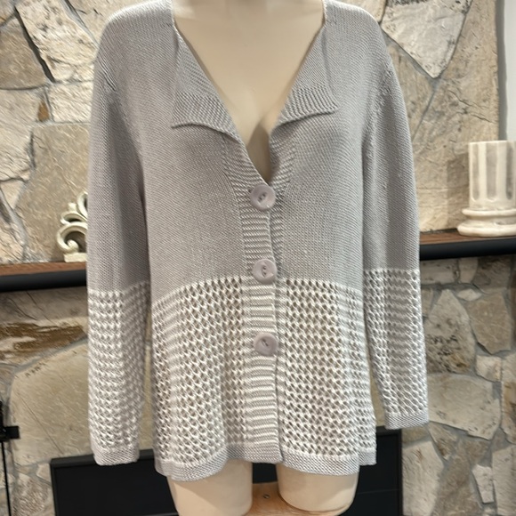 Cardigan - Picture 8 of 9